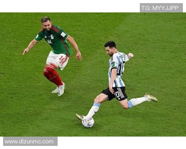 足球球星转头瞬间的精彩定格与技术分析深度探讨